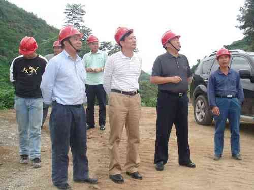 贵州省省委常委、贵阳市委书记李军，，，，，自治区交通厅副厅长廖小波莅临贵阳六标视察指导事情 - 企业要闻 - J9集团