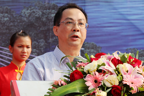 防城港市东湾大道NO.3、NO.4标段盛大举行工程开工仪式 - 企业要闻 - J9集团